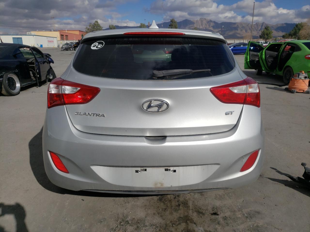 Photo 5 VIN: KMHD35LE5DU022275 - HYUNDAI ELANTRA 