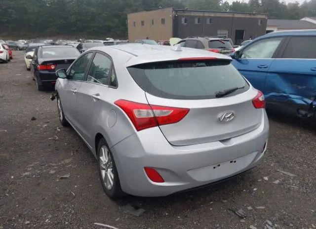 Photo 2 VIN: KMHD35LE5DU032210 - HYUNDAI ELANTRA 