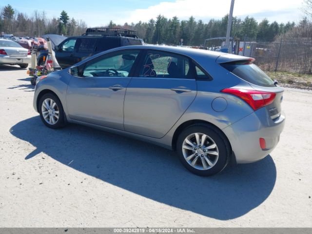 Photo 2 VIN: KMHD35LE5DU055647 - HYUNDAI ELANTRA GT 