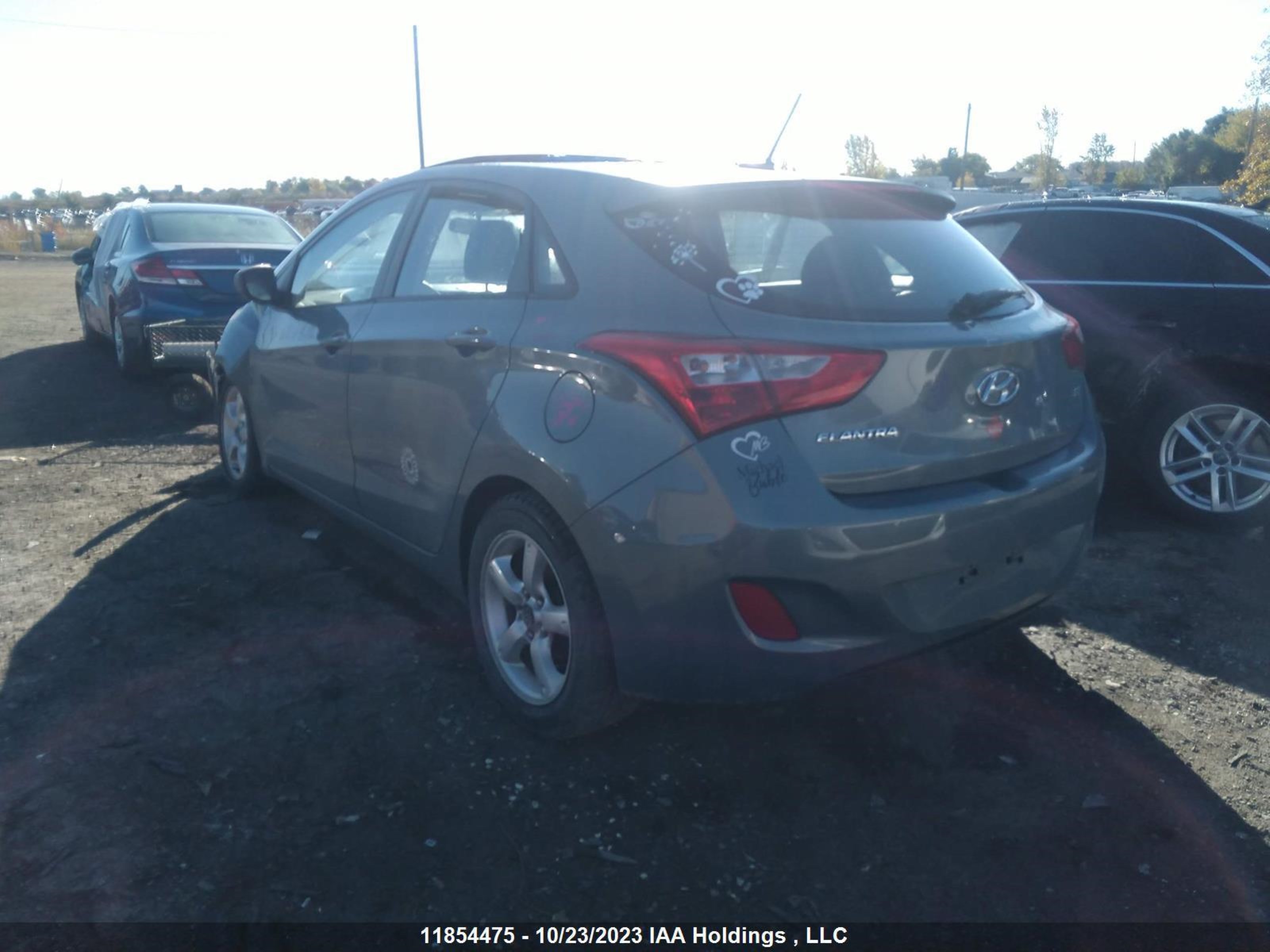 Photo 2 VIN: KMHD35LE5DU086476 - HYUNDAI ELANTRA 