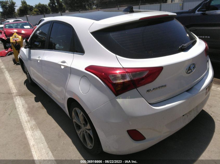 Photo 2 VIN: KMHD35LE5DU094397 - HYUNDAI ELANTRA 