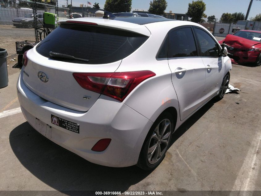 Photo 3 VIN: KMHD35LE5DU094397 - HYUNDAI ELANTRA 