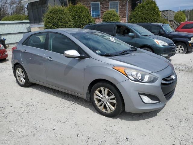 Photo 3 VIN: KMHD35LE5DU107939 - HYUNDAI ELANTRA 