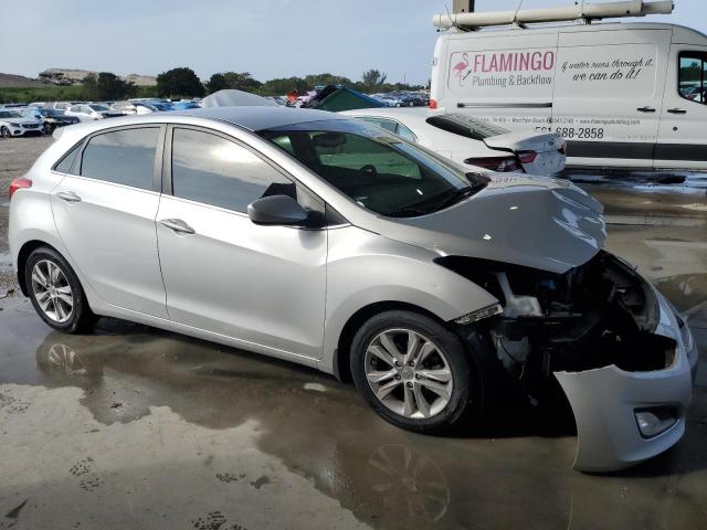 Photo 3 VIN: KMHD35LE5DU108539 - HYUNDAI ELANTRA 