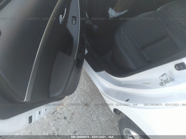 Photo 7 VIN: KMHD35LE5DU110338 - HYUNDAI ELANTRA GT 