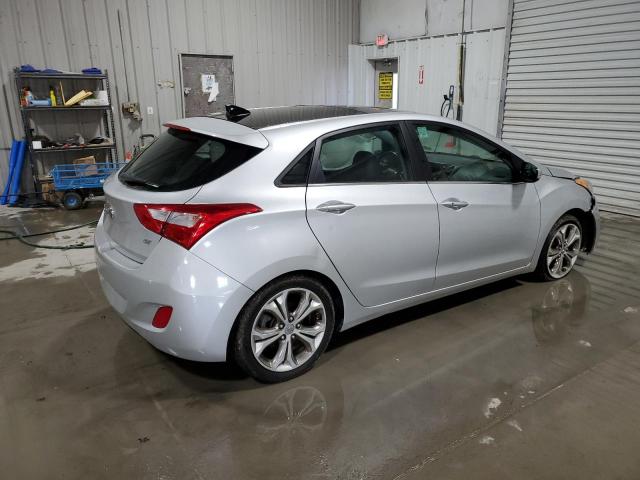 Photo 2 VIN: KMHD35LE6DU048352 - HYUNDAI ELANTRA 