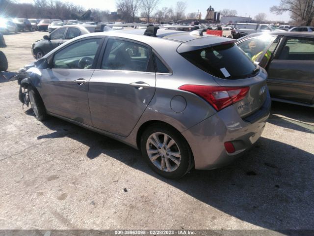 Photo 2 VIN: KMHD35LE6DU102281 - HYUNDAI ELANTRA GT 