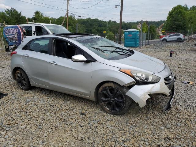 Photo 3 VIN: KMHD35LE7DU037182 - HYUNDAI ELANTRA 