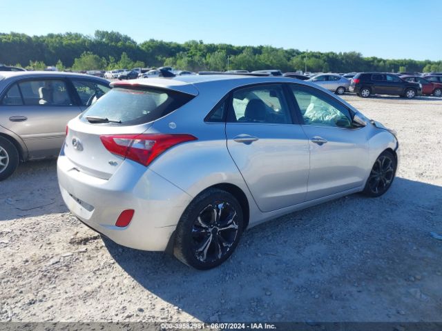 Photo 3 VIN: KMHD35LE7DU037943 - HYUNDAI ELANTRA 