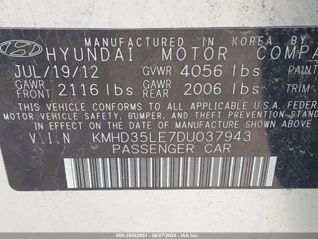 Photo 8 VIN: KMHD35LE7DU037943 - HYUNDAI ELANTRA 