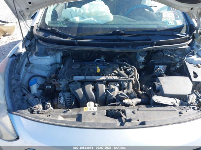 Photo 9 VIN: KMHD35LE7DU037943 - HYUNDAI ELANTRA 