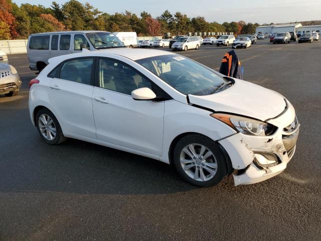 Photo 3 VIN: KMHD35LE7DU061532 - HYUNDAI ELANTRA 