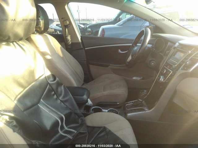 Photo 4 VIN: KMHD35LE7DU062891 - HYUNDAI ELANTRA GT 