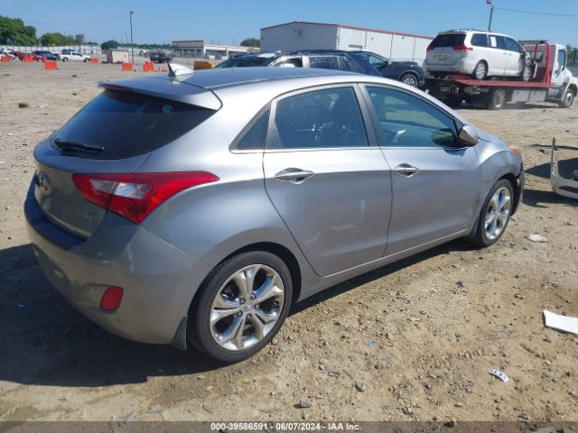 Photo 3 VIN: KMHD35LE7DU080582 - HYUNDAI ELANTRA 