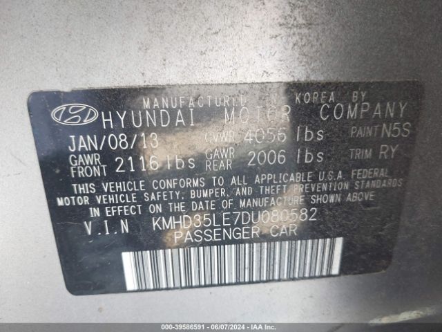 Photo 8 VIN: KMHD35LE7DU080582 - HYUNDAI ELANTRA 