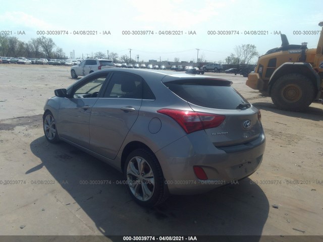 Photo 2 VIN: KMHD35LE7DU089721 - HYUNDAI ELANTRA GT 