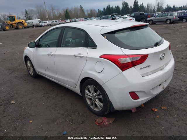 Photo 2 VIN: KMHD35LE7DU108560 - HYUNDAI ELANTRA GT 