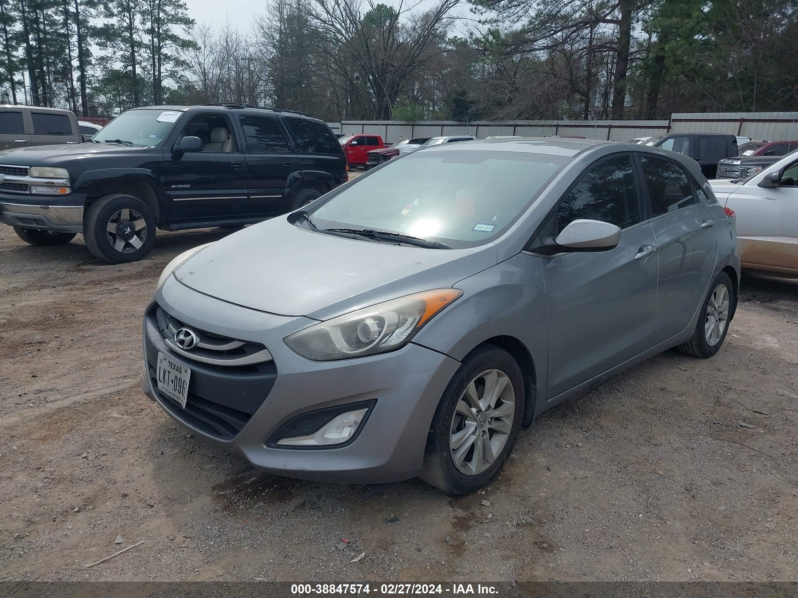 Photo 1 VIN: KMHD35LE7DU119218 - HYUNDAI ELANTRA 