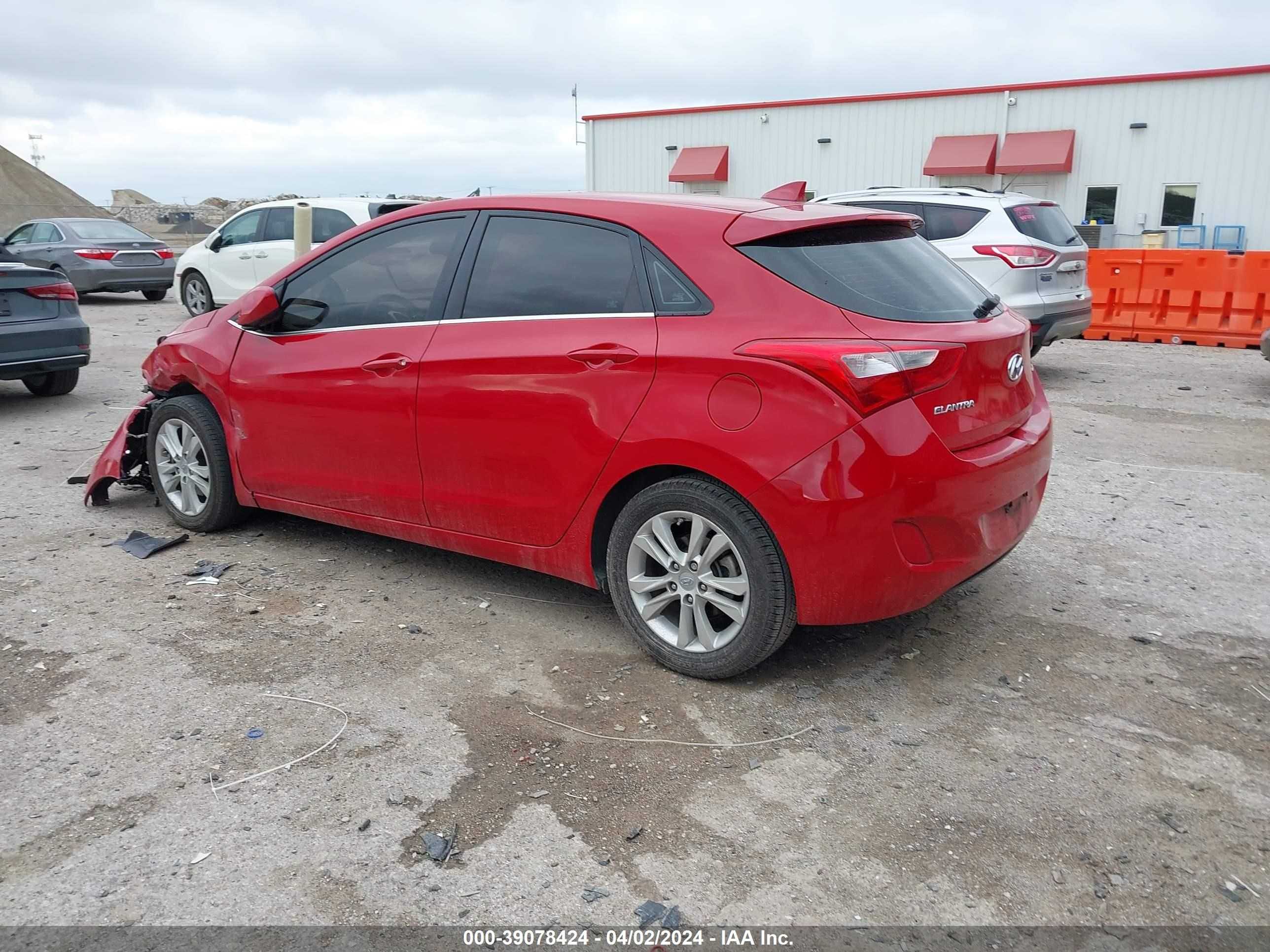 Photo 2 VIN: KMHD35LE8DU029446 - HYUNDAI ELANTRA 