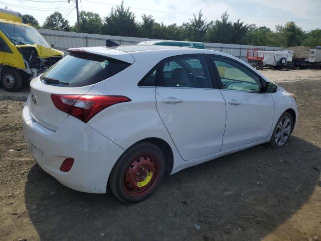 Photo 2 VIN: KMHD35LE8DU057389 - HYUNDAI ELANTRA 