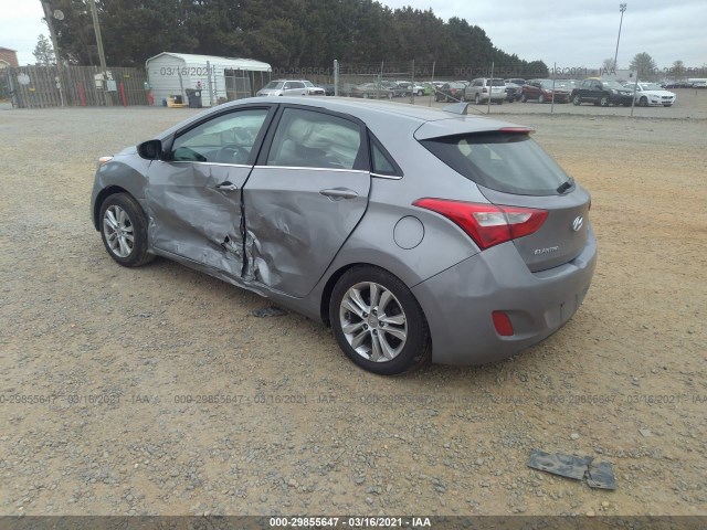 Photo 2 VIN: KMHD35LE8DU093759 - HYUNDAI ELANTRA GT 