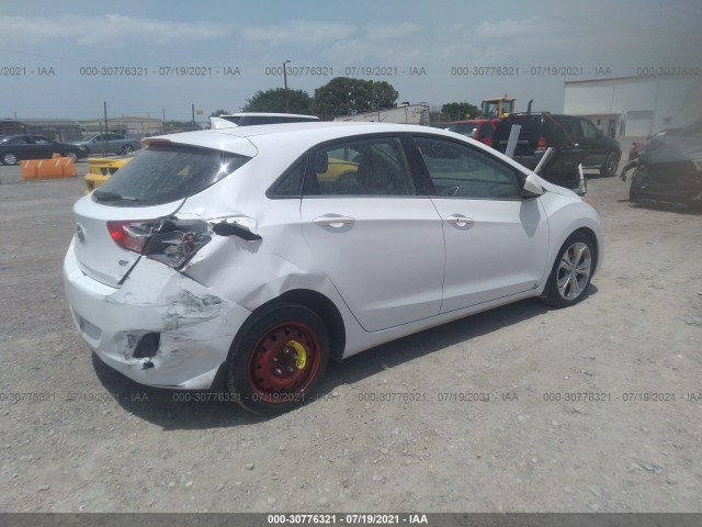 Photo 3 VIN: KMHD35LE9DU084245 - HYUNDAI ELANTRA GT 