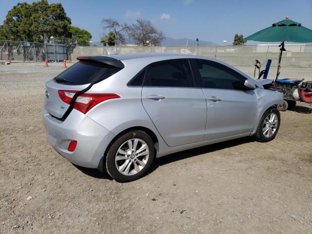 Photo 2 VIN: KMHD35LE9DU127689 - HYUNDAI ELANTRA GT 