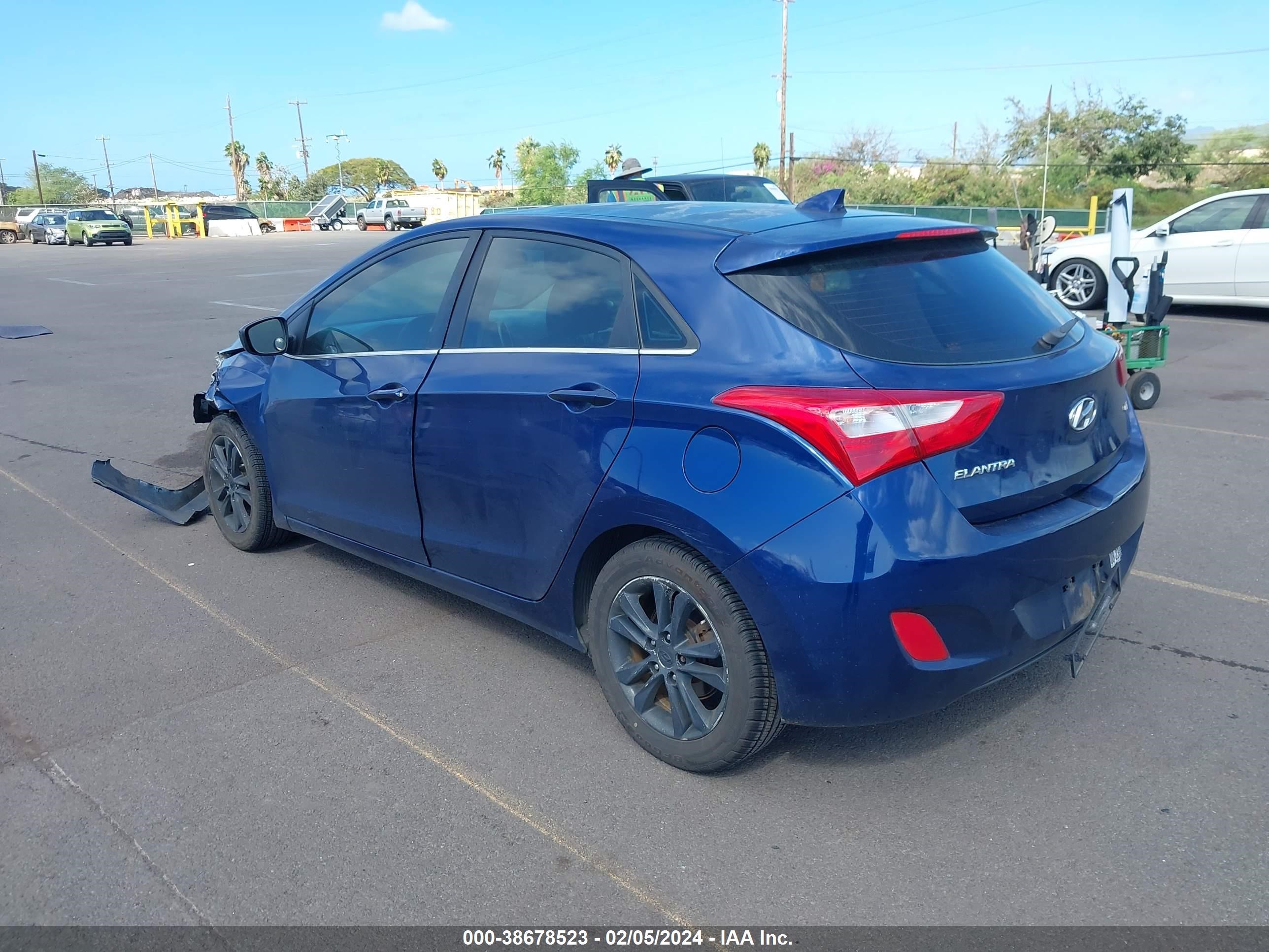 Photo 2 VIN: KMHD35LEXDU052050 - HYUNDAI ELANTRA 