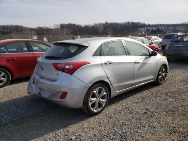 Photo 2 VIN: KMHD35LEXDU060472 - HYUNDAI ELANTRA GT 