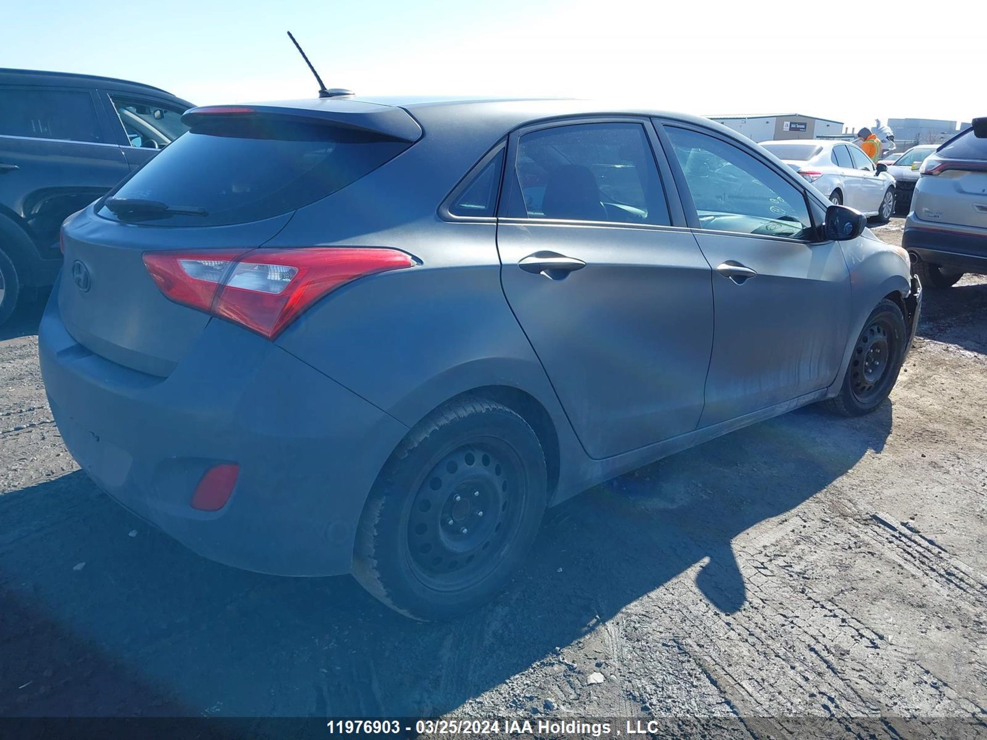 Photo 3 VIN: KMHD35LEXDU129077 - HYUNDAI ELANTRA 