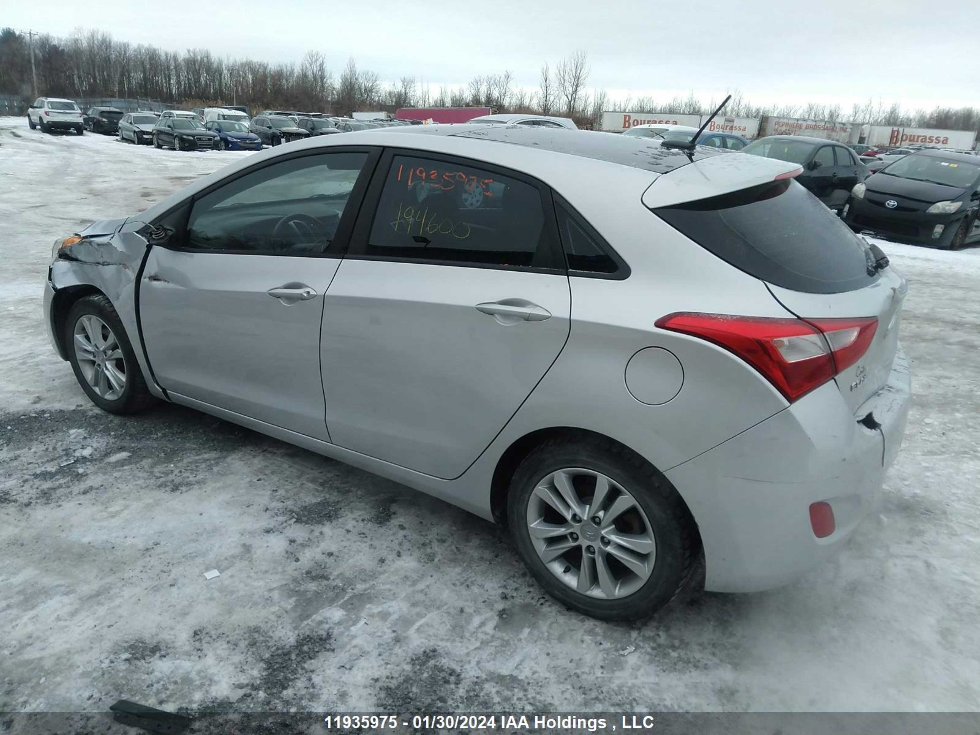 Photo 2 VIN: KMHD35LH0EU194600 - HYUNDAI ELANTRA 