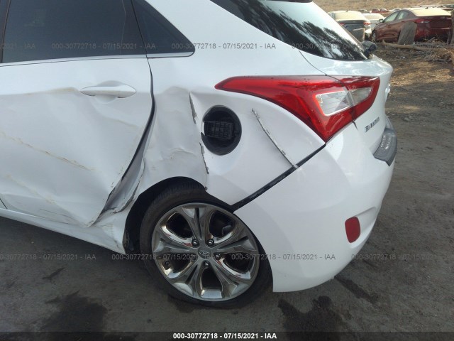 Photo 5 VIN: KMHD35LH0EU212111 - HYUNDAI ELANTRA GT 