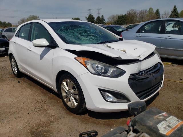 Photo 3 VIN: KMHD35LH0FU240363 - HYUNDAI ELANTRA 