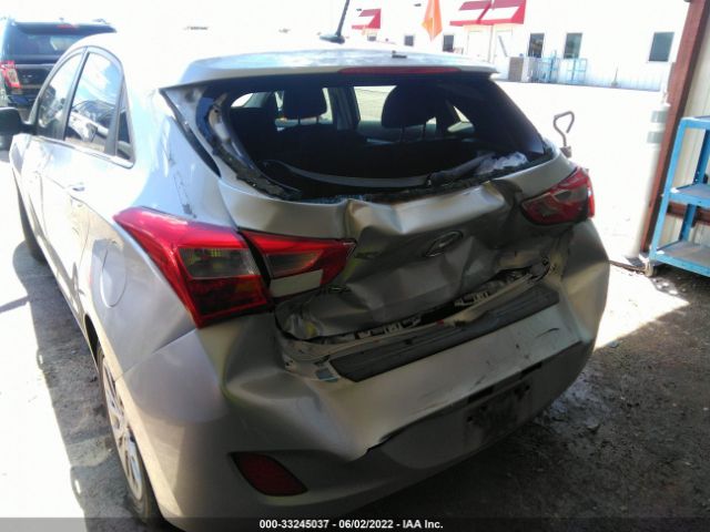 Photo 5 VIN: KMHD35LH0GU270108 - HYUNDAI ELANTRA GT 