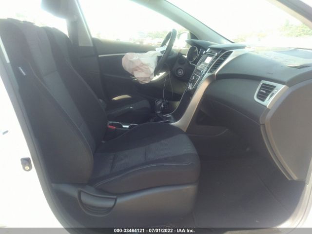 Photo 4 VIN: KMHD35LH0GU274255 - HYUNDAI ELANTRA GT 