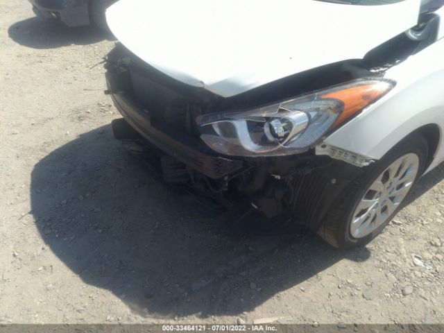 Photo 5 VIN: KMHD35LH0GU274255 - HYUNDAI ELANTRA GT 