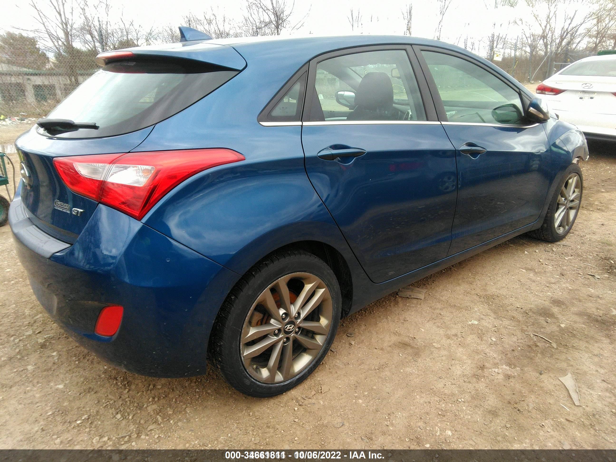 Photo 3 VIN: KMHD35LH0GU298832 - HYUNDAI ELANTRA 