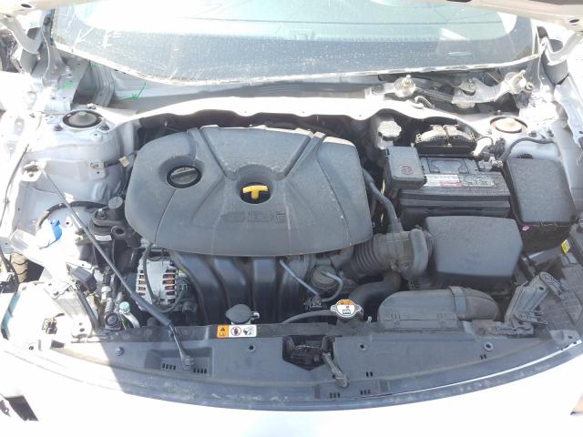 Photo 6 VIN: KMHD35LH0GU338729 - HYUNDAI ELANTRA GT 