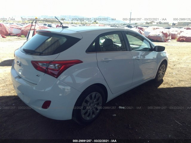 Photo 3 VIN: KMHD35LH0HU365477 - HYUNDAI ELANTRA GT 