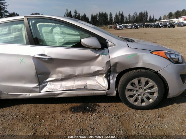 Photo 5 VIN: KMHD35LH0HU376429 - HYUNDAI ELANTRA GT 