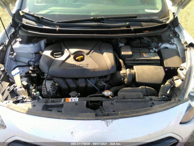 Photo 9 VIN: KMHD35LH0HU376429 - HYUNDAI ELANTRA GT 