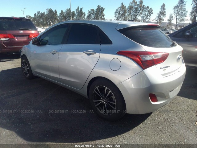 Photo 2 VIN: KMHD35LH0HU383784 - HYUNDAI ELANTRA GT 