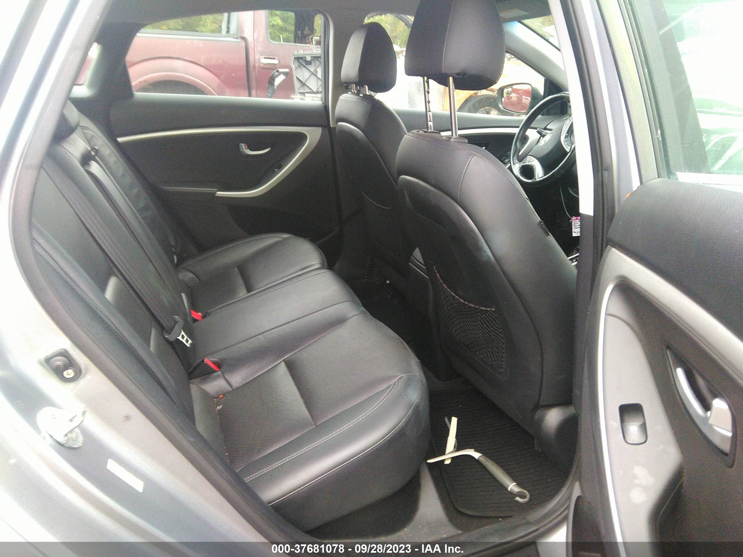 Photo 7 VIN: KMHD35LH1EU202252 - HYUNDAI ELANTRA 