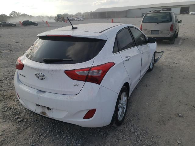 Photo 3 VIN: KMHD35LH1FU241117 - HYUNDAI ELANTRA GT 