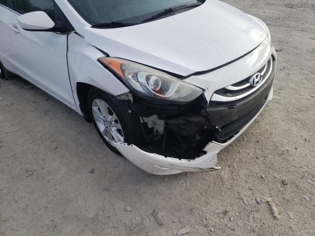 Photo 8 VIN: KMHD35LH1FU241117 - HYUNDAI ELANTRA GT 