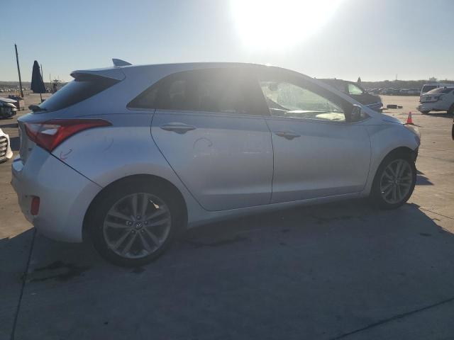 Photo 2 VIN: KMHD35LH1GU286852 - HYUNDAI ELANTRA GT 