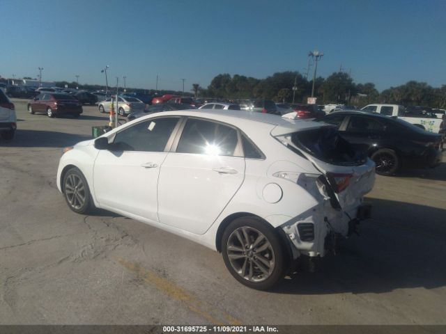 Photo 2 VIN: KMHD35LH1GU307991 - HYUNDAI ELANTRA GT 