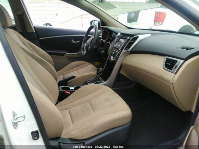 Photo 4 VIN: KMHD35LH1GU329005 - HYUNDAI ELANTRA GT 