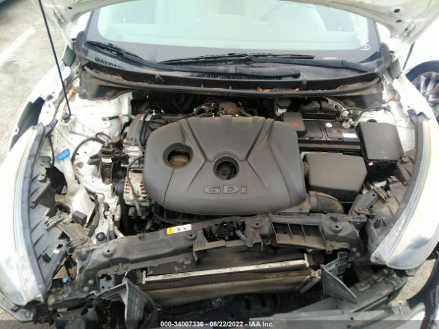 Photo 9 VIN: KMHD35LH1GU329005 - HYUNDAI ELANTRA GT 