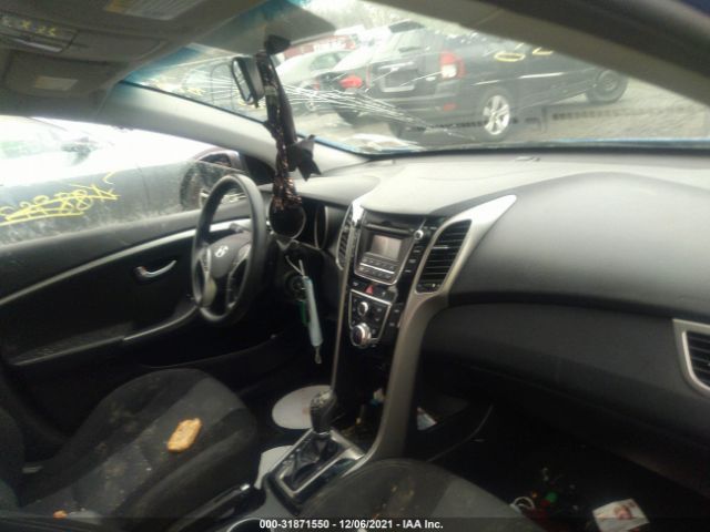 Photo 4 VIN: KMHD35LH1HU350163 - HYUNDAI ELANTRA GT 